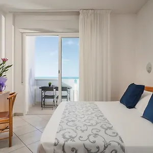 Piccadilly Apartahotel